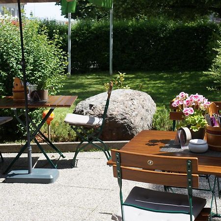 Gasthof Zur Strass ออยเกนดอร์ฟ ภายนอก รูปภาพ
