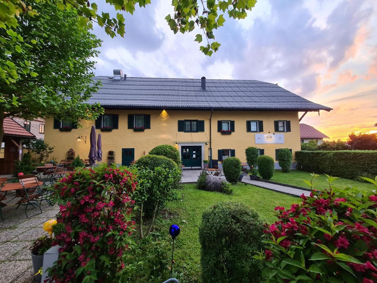 Gasthof Zur Strass ออยเกนดอร์ฟ ภายนอก รูปภาพ